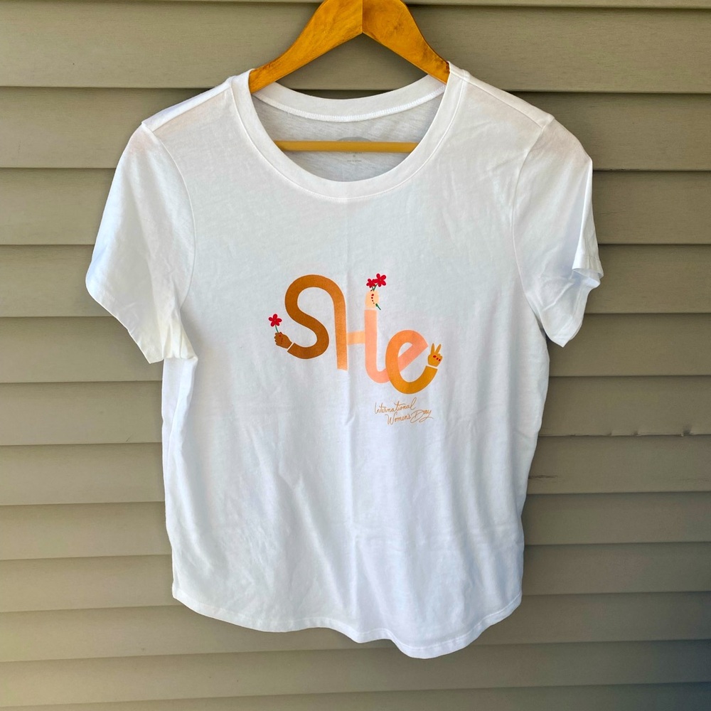 Old Navy International Women’s Day T-Shirt - Women’s Size M